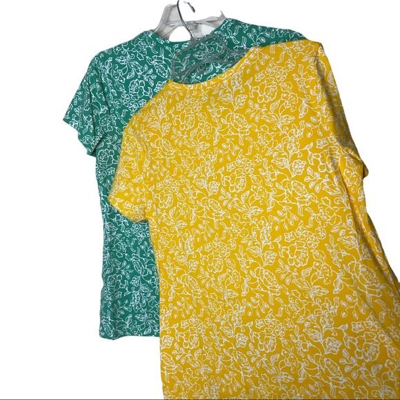 Isaac Mizrahi Green Yellow Floral T Shirts Set of 2 Size Small - Picture 5 of 7